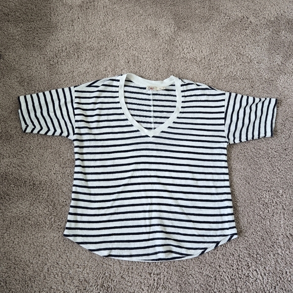 Faherty Oceanside 100% Linen V-Neck T-Shirt Blue White Stripes Nautical size XS - Picture 8 of 16